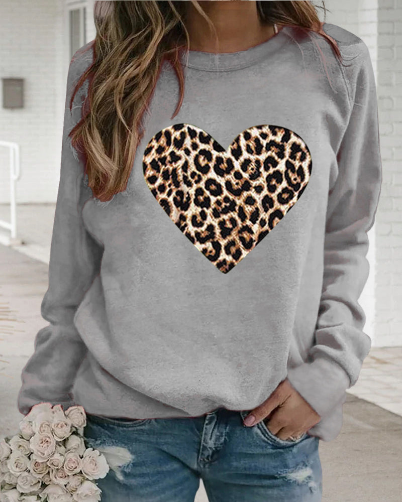 EB | Leo-Pullover mit Herzmuster