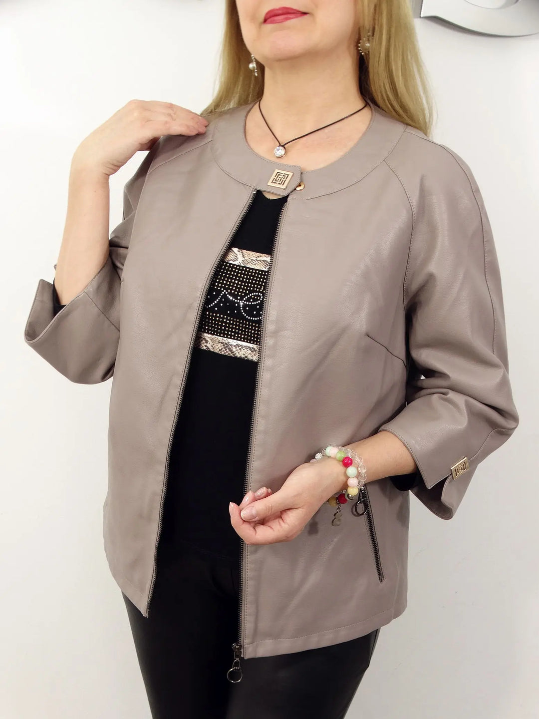 EB | Schicke Kunstlederjacke
