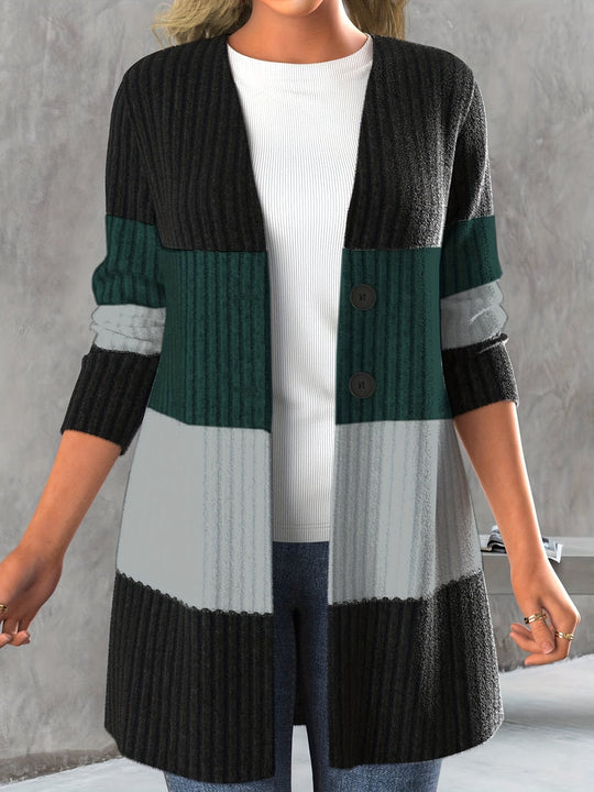 EB | Modische und Mühelose Strickjacke