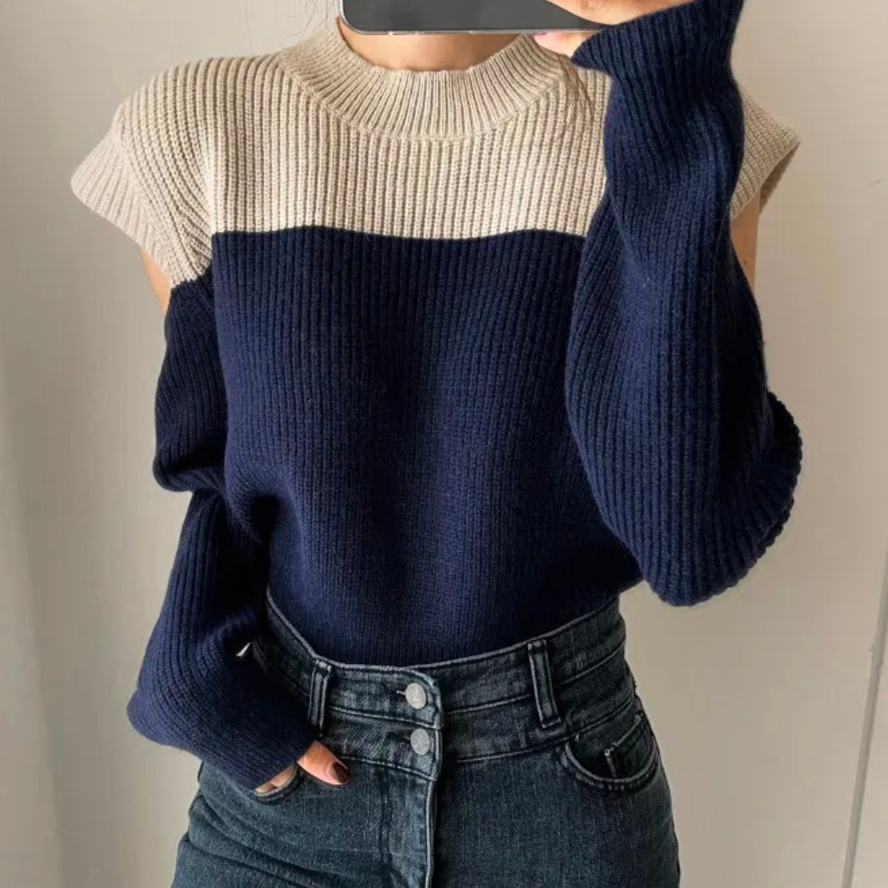 EB | Zweifarbiger Strickpullover mit Cut-Out-Ärmeln