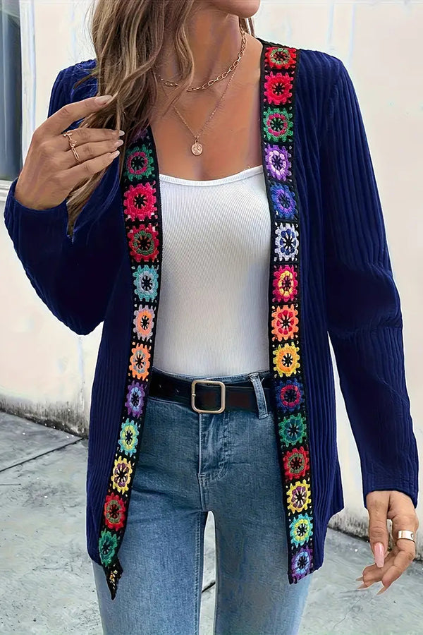 EB | Strickjacke mit Blumenrand und langen Ärmeln