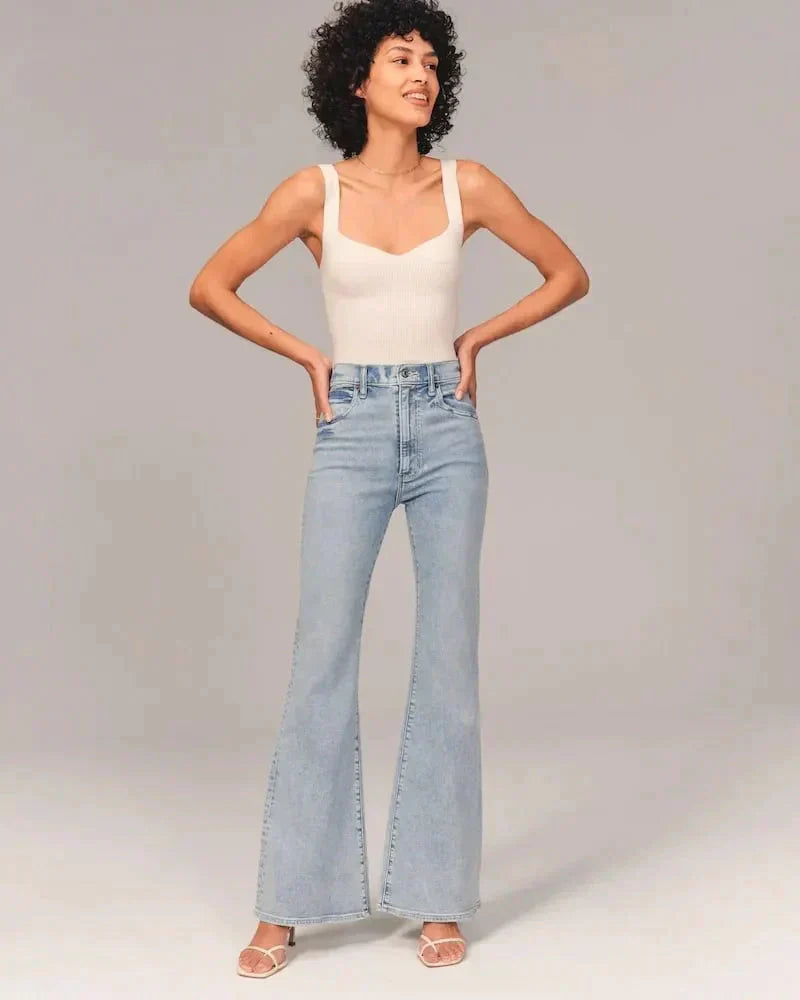 EB - Figurformende Bootcut-Jeans