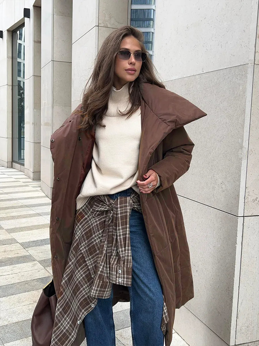 EB | Eleganter Wintermantel mit breitem Kragen