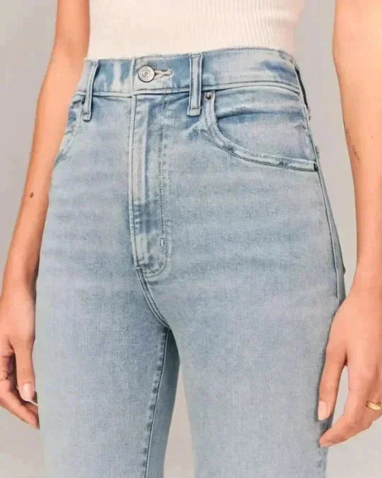 EB | Bootcut Jeans mit Shaping-Effekt