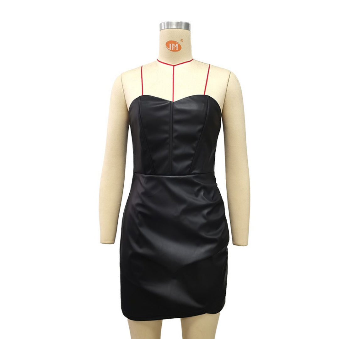 EB | Schlauchtop und hippes PU-Kleid