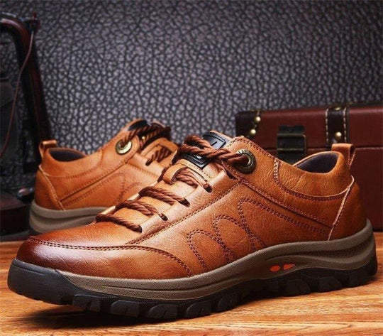 Bequeme Lederschuhe für Herren EB