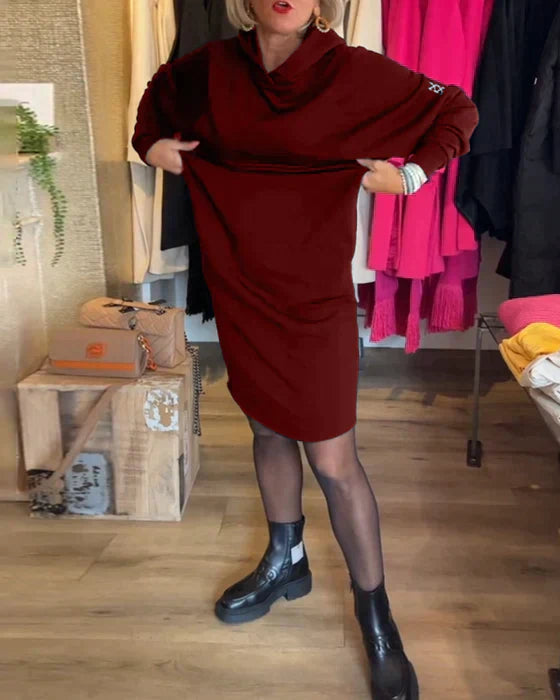 EB | Kleid mit Kapuze und Taschen