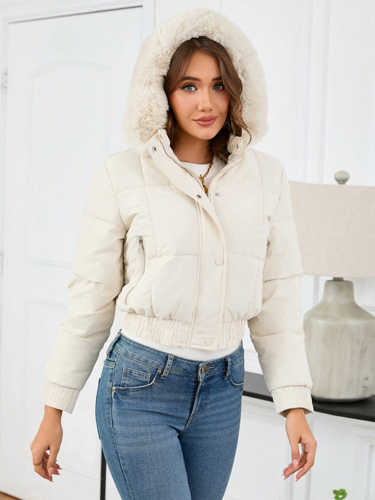 EB | wattierte Winterjacke mit Fellkapuze und Taschen