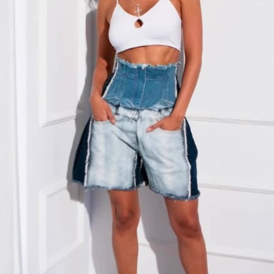 EB | Kontrastfarbene Spleiß-Denim-Shorts