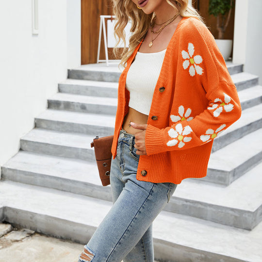 EB | Strickjacke mit Zartem Blumenmuster Design