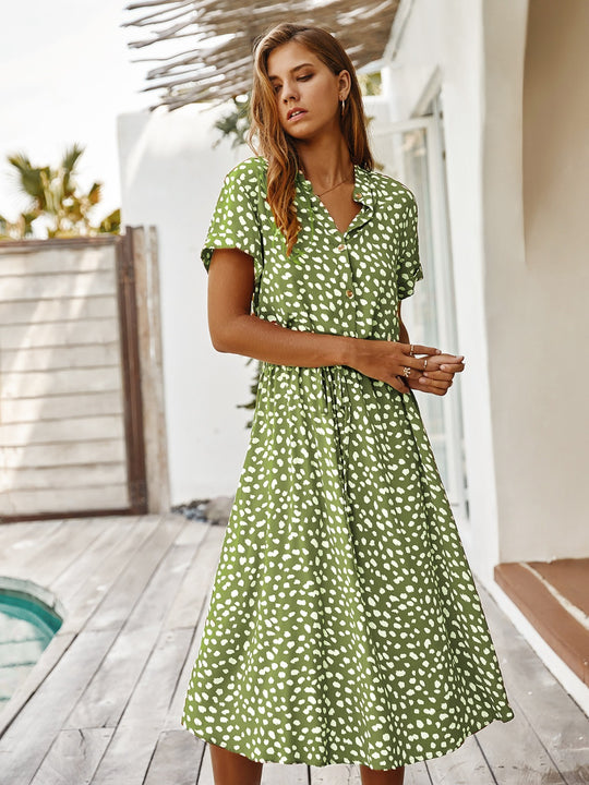 EB | Polka-Dot-Kleid mit V-Ausschnitt und Knöpfen