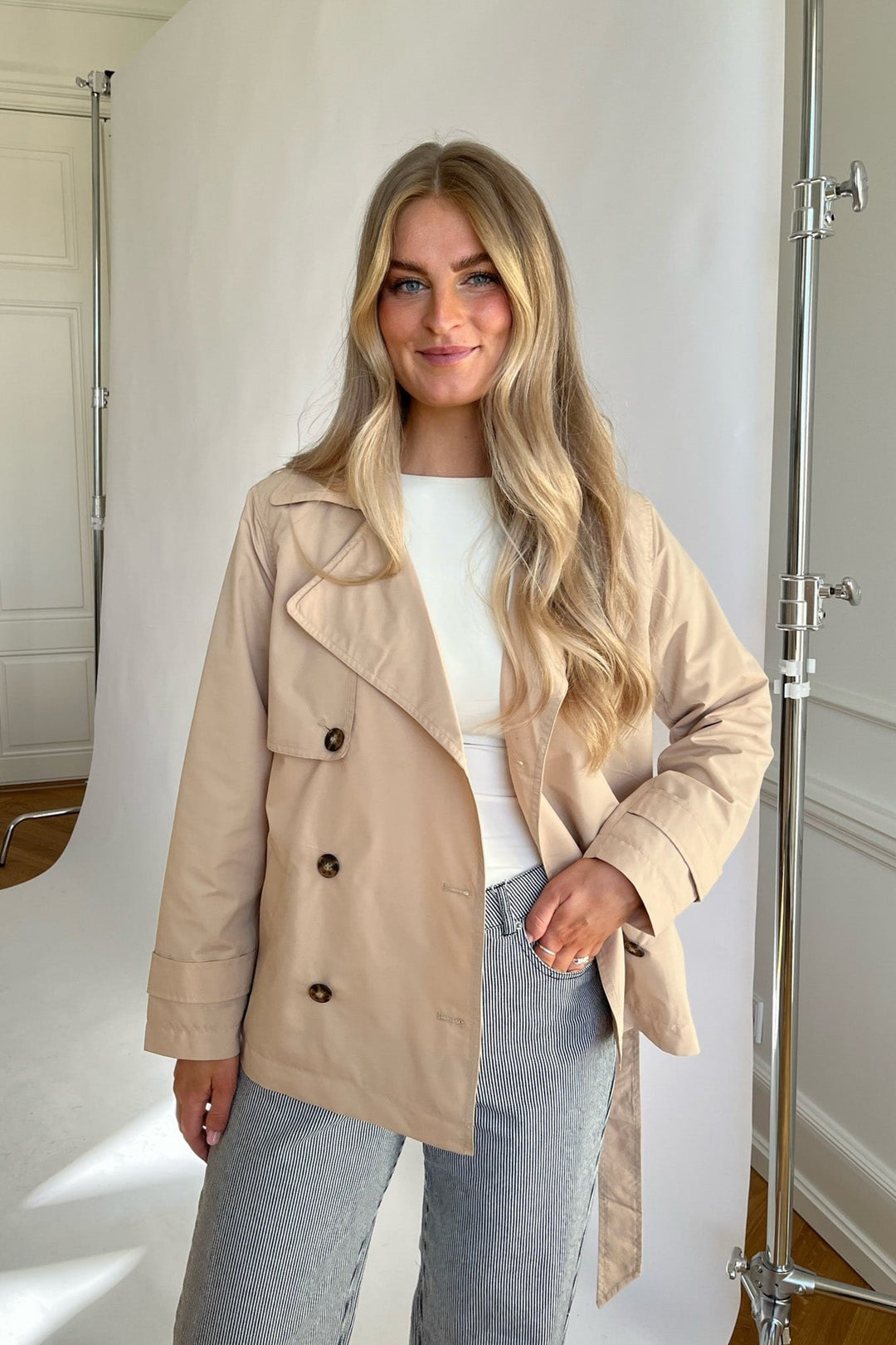EB | Kurzer Trenchcoat