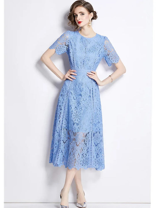 EB | Elegantes Spitzenkleid Midi-Länge
