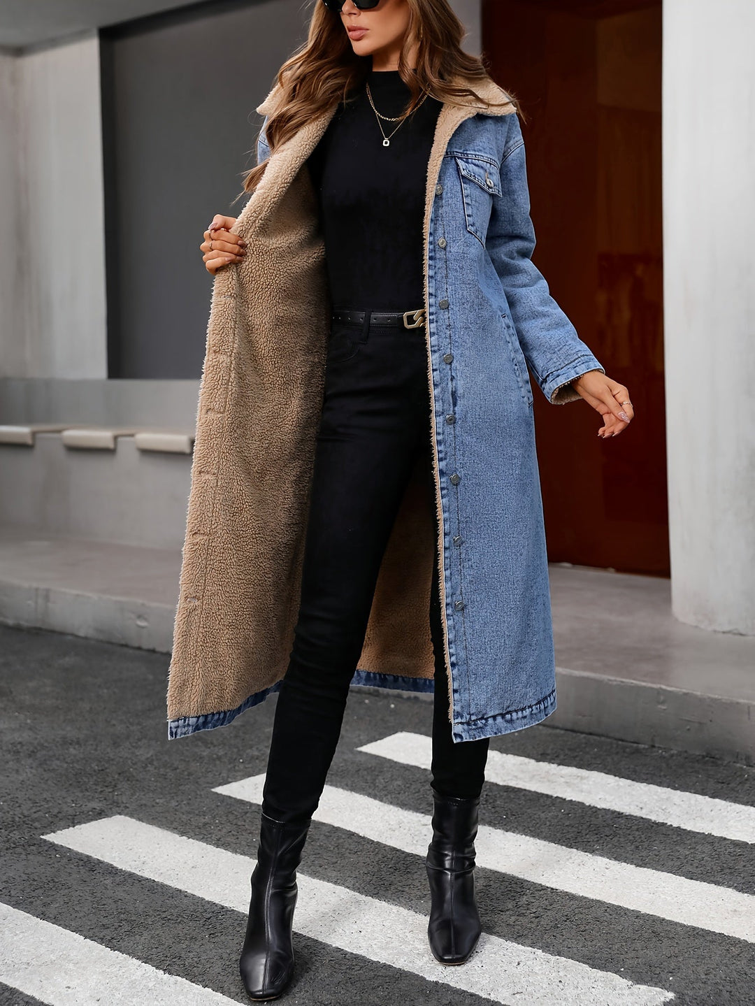 EB | Getragene Kurze Blaue Jeansjacke
