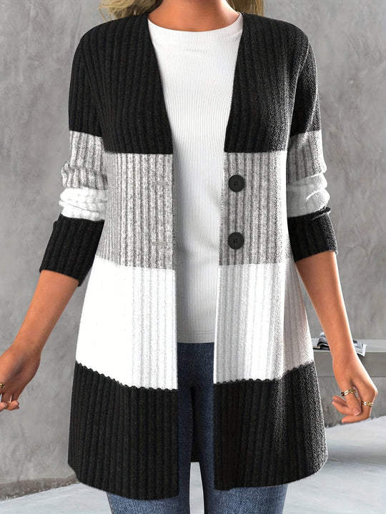 EB | Modische und Mühelose Strickjacke