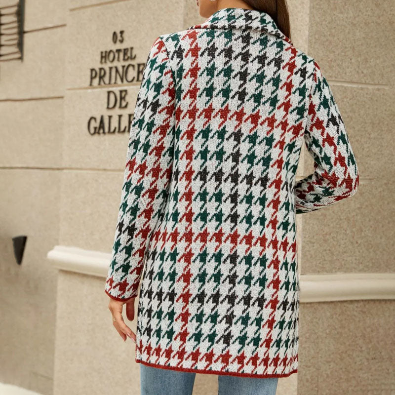 EB | Geometrischer Strickmantel