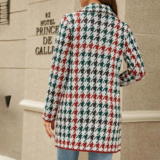 EB | Geometrischer Strickmantel