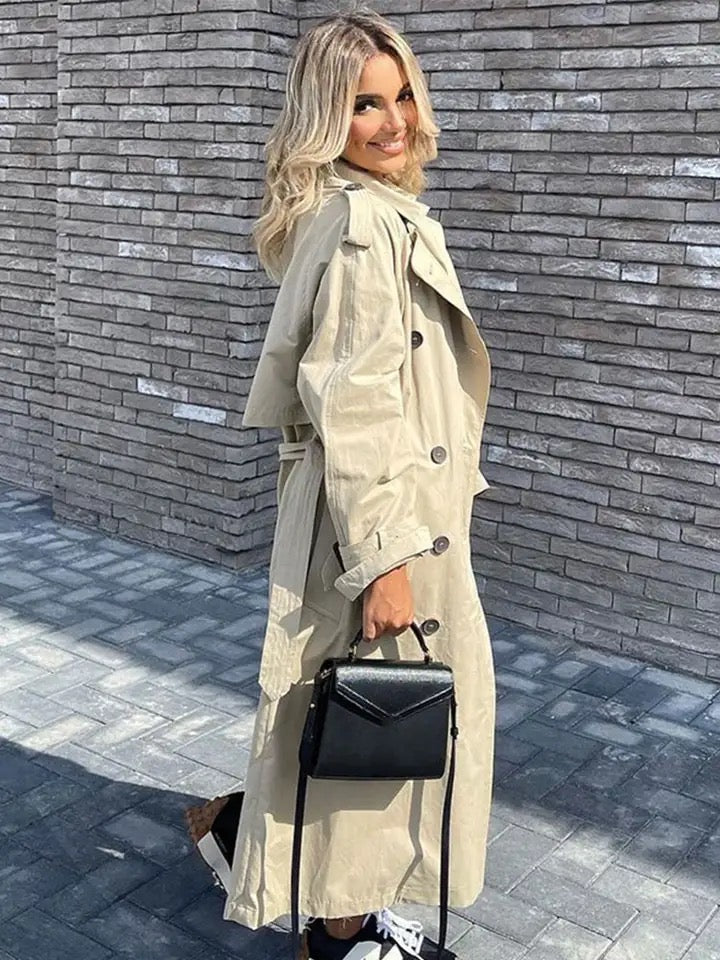 EB | Trenchcoat - Die Ideale Übergangsjacke für Diese Saison