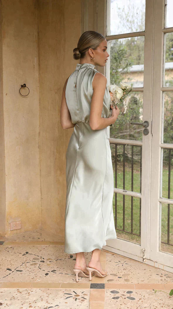 EB - Glänzendes langes Kleid