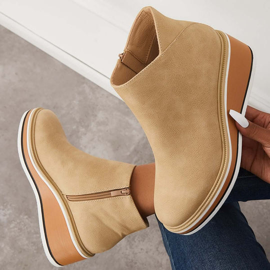 EB | Stilvolle Stiefeletten mit Zipper und Plateau