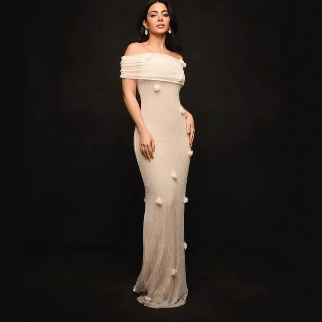 EB | Kleid mit Blumenschulter