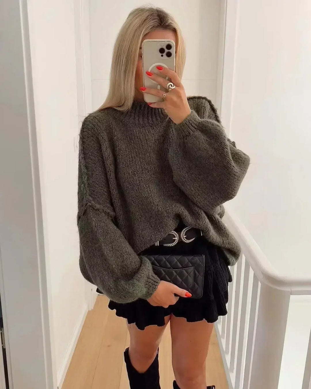 EB | Strickrollkragenpullover mit voluminösen Statement-Ärmeln