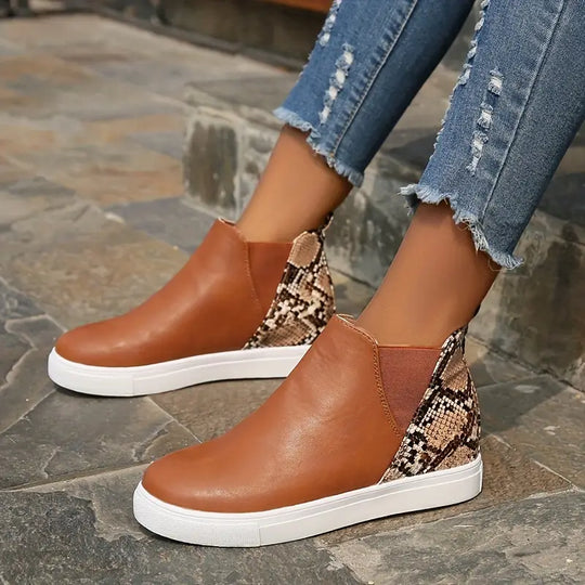 EB | Damenstiefel mit Schlangenlederdesign