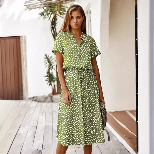 EB | Polka-Dot-Kleid mit V-Ausschnitt und Knöpfen
