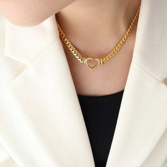 EB | Kleine Herz Halskette Titanstahl Loch