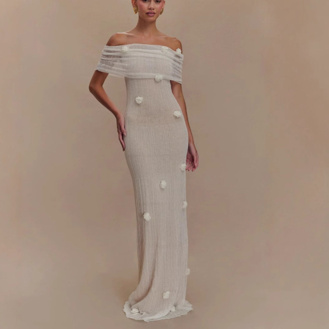 EB | Kleid mit Blumenschulter