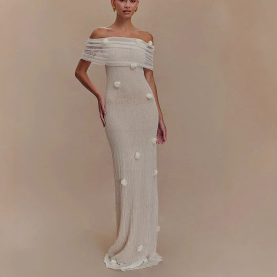 EB | Kleid mit Blumenschulter