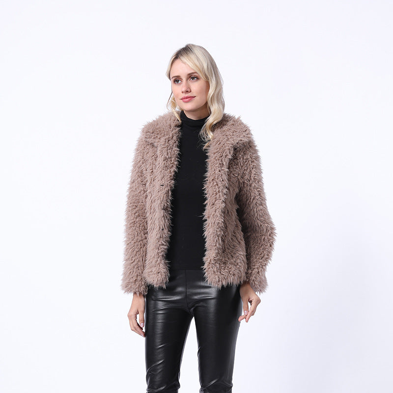 Damen Modischer Kunstpelzjacke mit elegantem Kragen und seitlichen Taschen EB