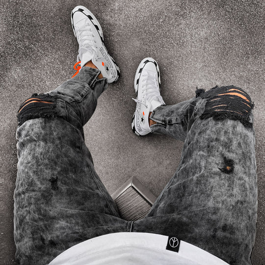Herren Skinny Jeans mit modischen Used-Effekten EB