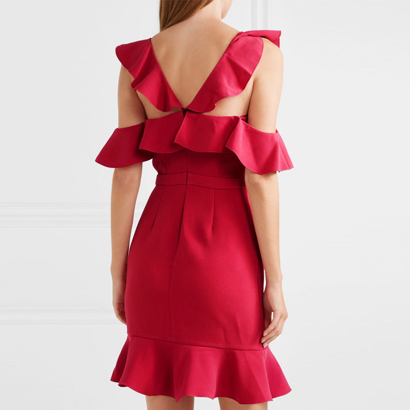 Damen Kleid mit schulterfreiem Rüschendesign und figurbetontem Schnitt EB