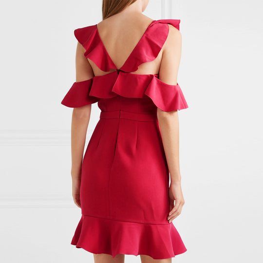 Damen Kleid mit schulterfreiem Rüschendesign und figurbetontem Schnitt EB