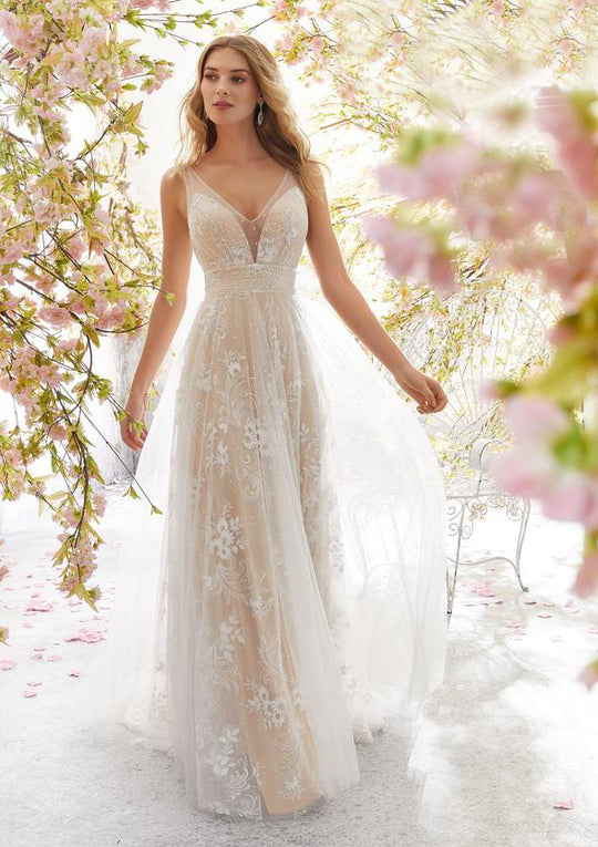 Damen Elegantes Tüll Abendkleid mit floralem Design und transparenter Oberfläche EB