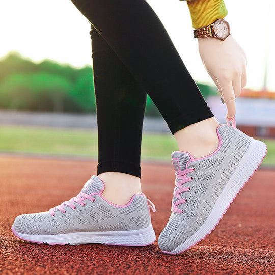Damen nan leichtgewichtiger Strick-Freizeitsneaker mit Wabenperforation, schockabsorbierender Schaumsohle und gepolstertem Fersenkragen EB