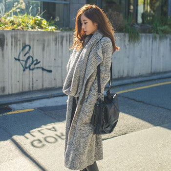 Damen Strickmantel mit oversized Schnitt und lässigen Taschen EB