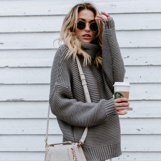 Damen Grobstrickpullover mit hohem Kragen und lässiger Passform EB