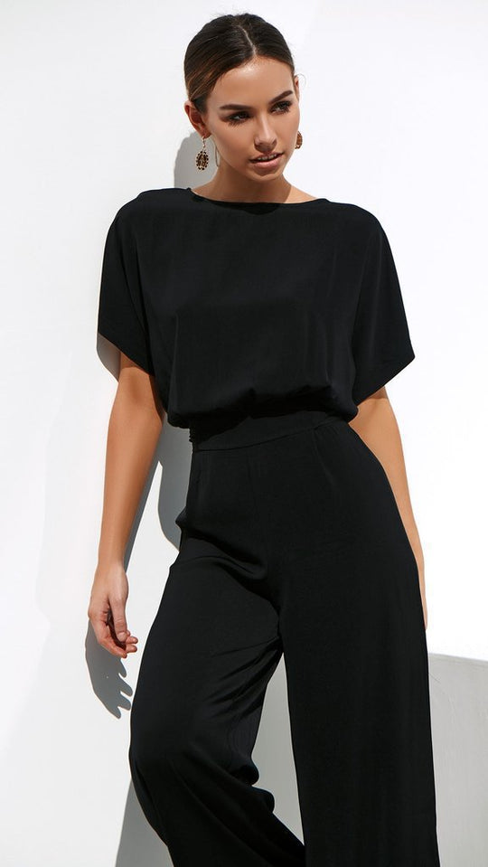 Damen Jumpsuit mit weitem Bein und elegantem Schnitt EB