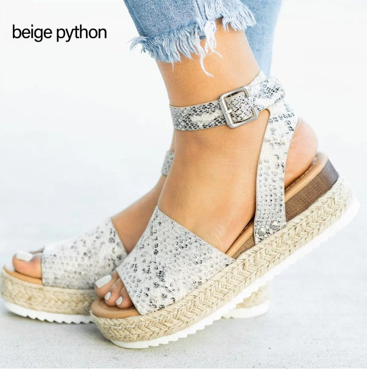 Damen Wedge-Sandalen mit verstellbarem Riemen und komfortablem Fußbett EB
