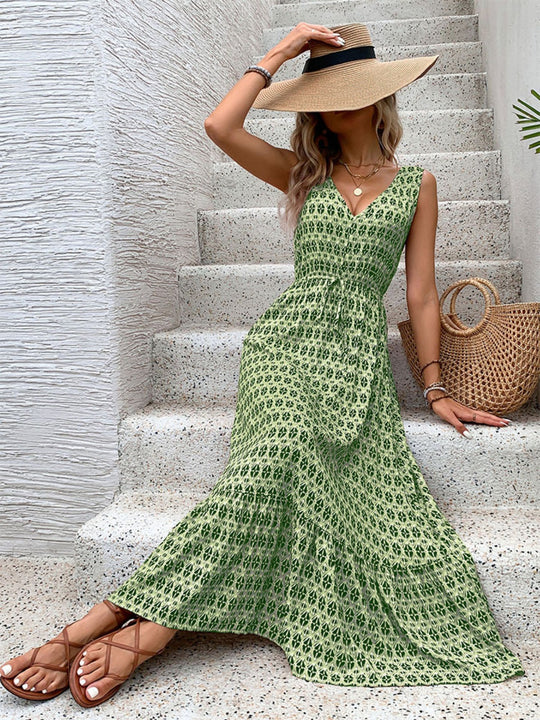 EB | Ärmelloses Kleid mit geometrischem Print