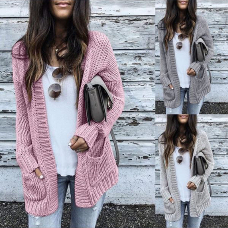 Damen Strickjacke mit tiefem V-Ausschnitt und praktischen Taschen EB