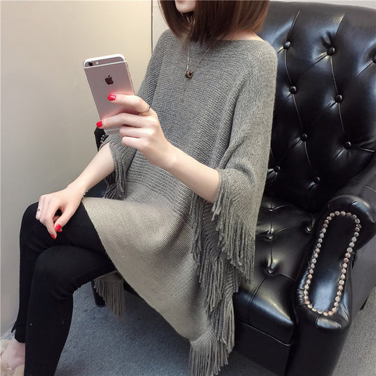 Damen Strickponcho mit Fransen und modischem Farbverlauf EB