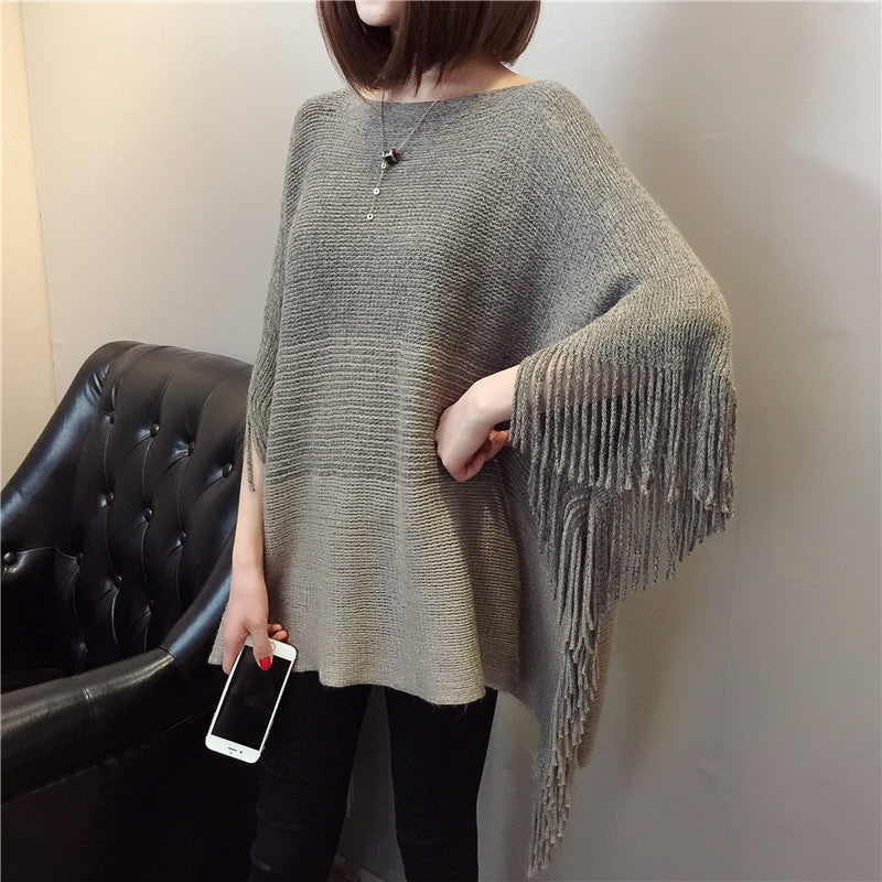 Damen Strickponcho mit Fransen und modischem Farbverlauf EB