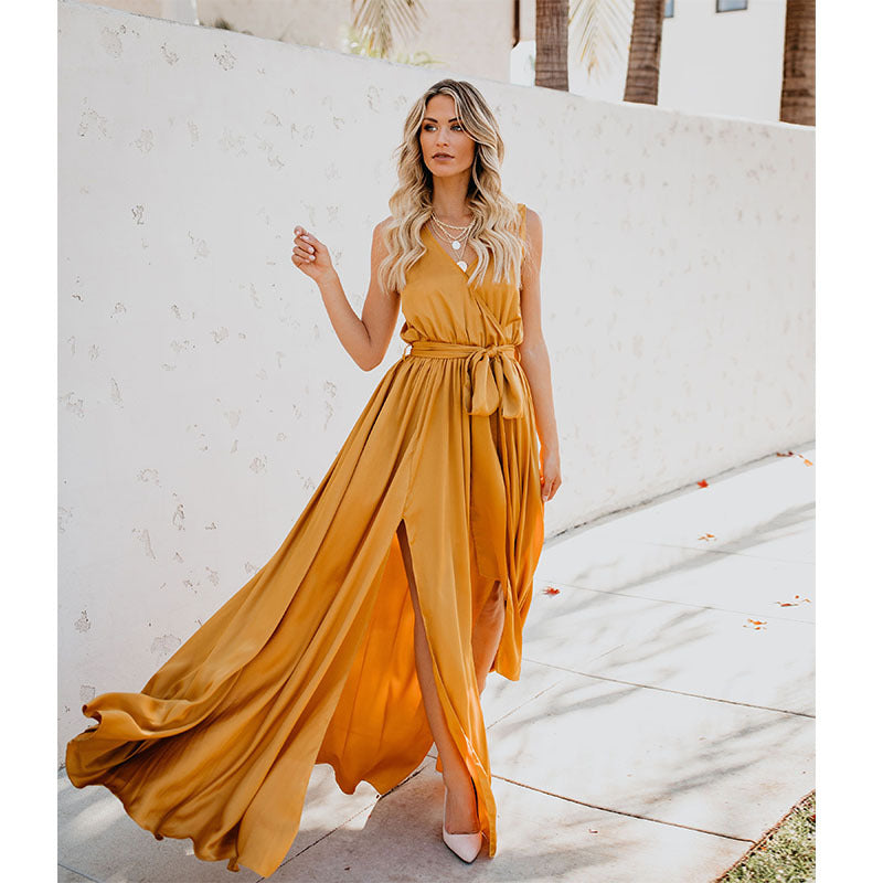 Damen Elegantes Maxikleid mit fließendem Rock und schlichter Silhouette EB
