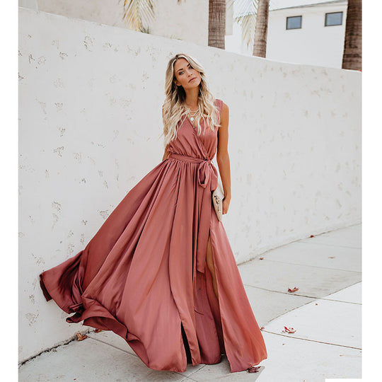 Damen Elegantes Maxikleid mit fließendem Rock und schlichter Silhouette EB