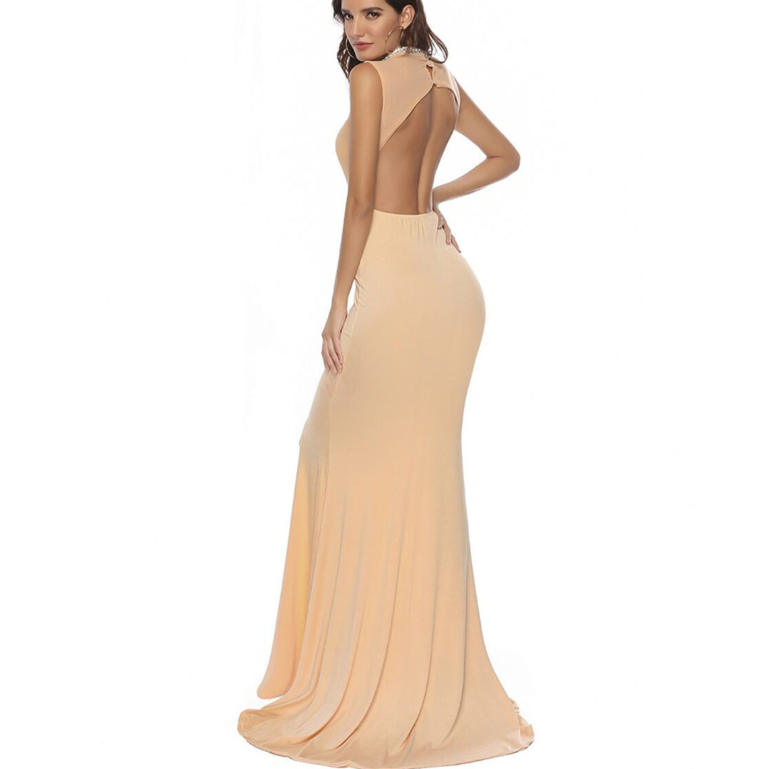 Damen Elegantes figurbetontes Maxikleid mit tiefem Schlitz und funkelndem Dekolleté EB