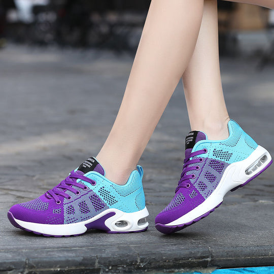 Damen Sportliche Sneakers mit luftiger Mesh-Konstruktion und dämpfender Sohle EB