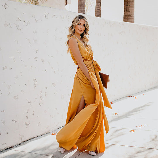 Damen Elegantes Maxikleid mit fließendem Rock und schlichter Silhouette EB